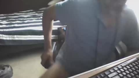 Snapshot of lagenovadura chatting on 11, 5, 2026 La Genova esta Dura beard boy male dick mastubate latinosexy latinohot latino glasses mature strong stronglegs online show from 11, 5, 2026