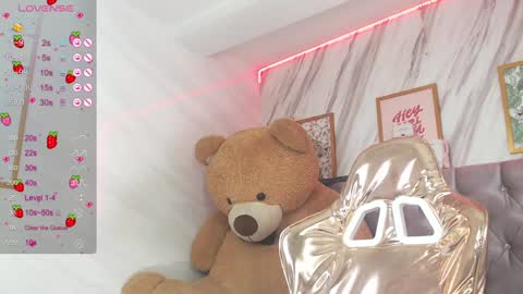 Snapshot of laia_angel_b chatting on 31, 12, 2024 Laia online show from 31, 12, 2024