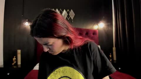 Laia  online show from 5, 10, 2025