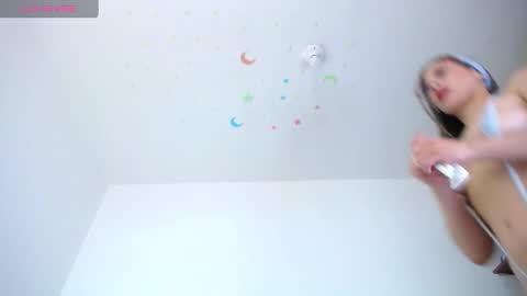 Leila Laly online show from 12, 1, 2025