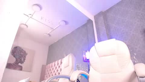 Snapshot of lailastilwills chatting on 29, 6, 2026 Laila Stilwills online show from 29, 6, 2026