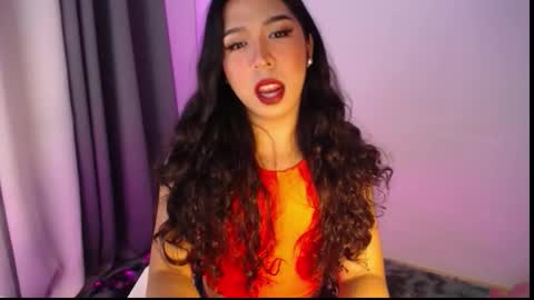 Snapshot of lala_lunaa chatting on 18, 9, 2025 luna  online show from 18, 9, 2025