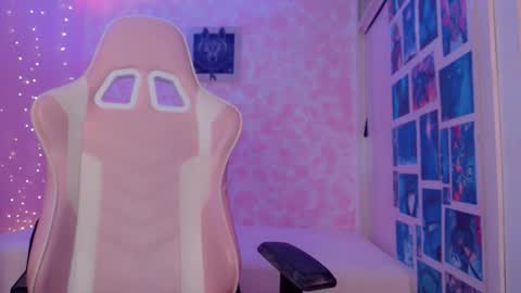 lala Moon online show from 6, 1, 2026