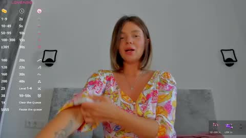 Snapshot of lallie_ chatting on 4, 6, 2026 Lallie online show from 4, 6, 2026