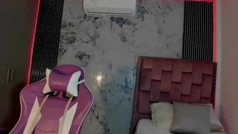 Laura online show from 30, 9, 2025