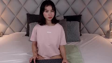 Snapshot of lalycastro chatting on 18, 1, 2025 Laly Castro online show from 18, 1, 2025