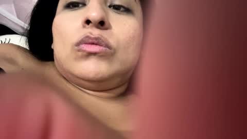 Snapshot of lamaravilla08 chatting on 6, 2, 2025 Mara online show from 6, 2, 2025