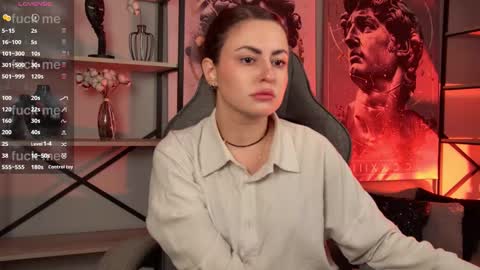 just call me Lana  and her security online show from 17, 10, 2025