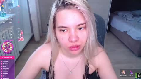 Snapshot of lana__nova chatting on 26, 4, 2026 Lana online show from 26, 4, 2026