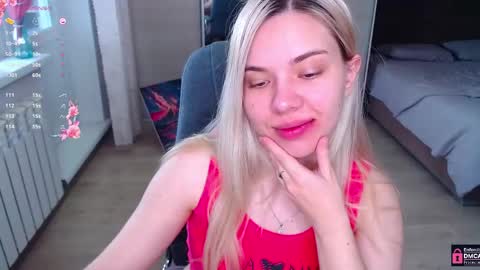 Snapshot of lana__nova chatting on 17, 5, 2026 Lana online show from 17, 5, 2026