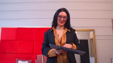 LanaBanner online show from 8, 1, 2026