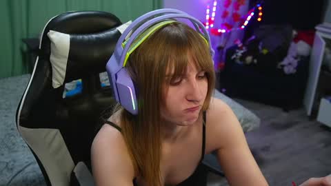 Snapshot of lana_del_kay chatting on 4, 12, 2024 Kay online show from 4, 12, 2024