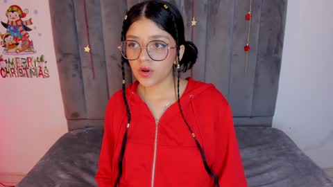 Snapshot of lana_dol chatting on 4, 1, 2025 ... . . ... online show from 4, 1, 2025