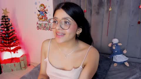Snapshot of lana_dol chatting on 6, 1, 2025 ... . . ... online show from 6, 1, 2025