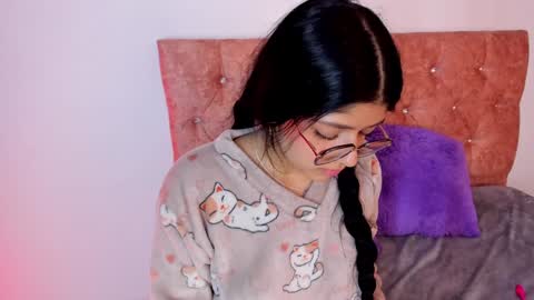 Snapshot of lana_dol chatting on 11, 1, 2025 ... . . ... online show from 11, 1, 2025
