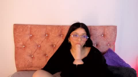 Snapshot of lana_dol chatting on 3, 2, 2025 ... . . ... online show from 3, 2, 2025
