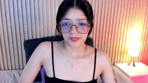 Snapshot of lana_dol chatting on 24, 9, 2025 ... . . ... online show from 24, 9, 2025
