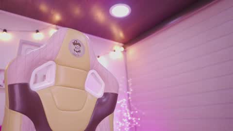 Lana online show from 10, 2, 2026