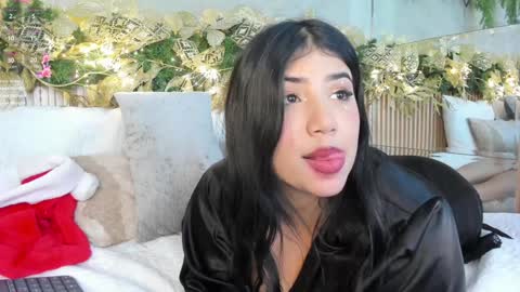 Snapshot of lana_lann chatting on 13, 12, 2024 lana_lann online show from 13, 12, 2024