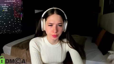 Lana Stones online show from 18, 11, 2025