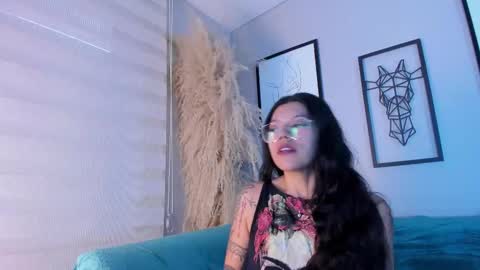 Lana online show from 10, 2, 2026