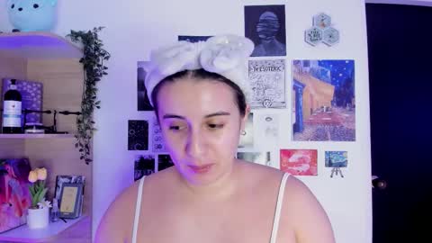 lanaherondale_ online show from 5, 10, 2025