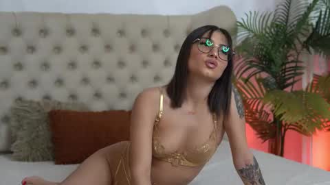 lanajenner online show from 16, 4, 2026