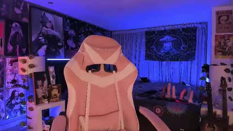 L A N A  online show from 9, 3, 2025