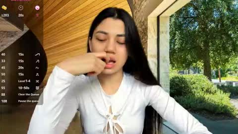 Lana online show from 2, 10, 2025