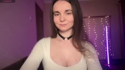 Snapshot of lanaloulou chatting on 9, 7, 2026 Lana online show from 9, 7, 2026