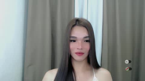 lanawyatt_ online show from 28, 1, 2025