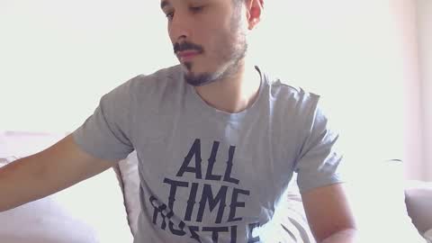 Lanchux18 online show from 4, 3, 2026