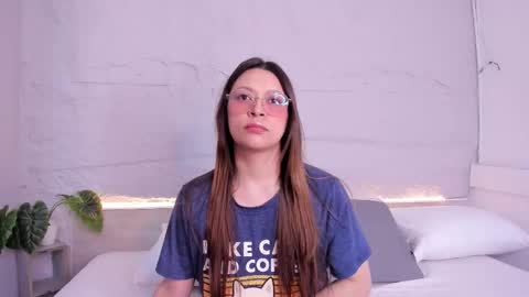 Lanna online show from 3, 3, 2026