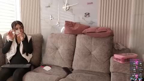 lanna_as online show from 9, 10, 2025