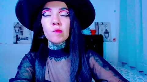 Snapshot of lannie_gonzales chatting on 2, 6, 2026 LANNIE online show from 2, 6, 2026