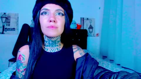 Snapshot of lannie_gonzales chatting on 5, 6, 2026 LANNIE online show from 5, 6, 2026
