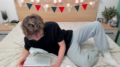 Fandi online show from 10, 1, 2025