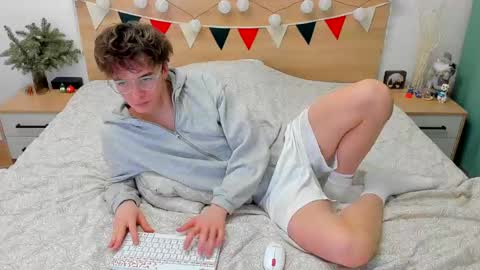 Fandi online show from 8, 2, 2025