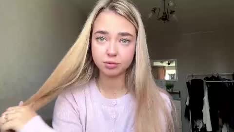 Nora online show from 10, 7, 2026