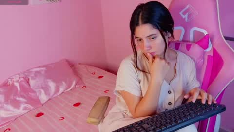 LARA online show from 15, 4, 2026