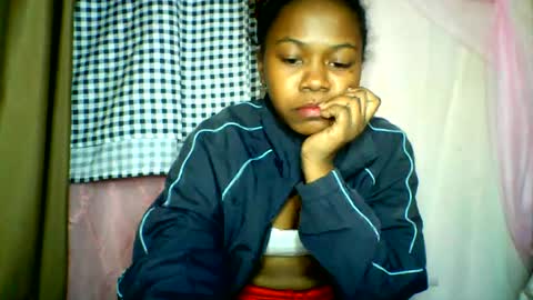 Snapshot of lara_belle chatting on 12, 6, 2026 lara_belle online show from 12, 6, 2026