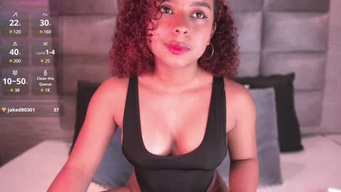 Snapshot of lara_jones_ chatting on 24, 1, 2025 Lara online show from 24, 1, 2025