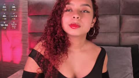 Snapshot of lara_jones_ chatting on 23, 2, 2025 Lara online show from 23, 2, 2025