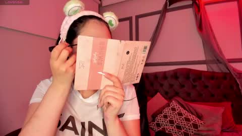 Snapshot of lara_madisson chatting on 24, 4, 2026 Lara Madisson online show from 24, 4, 2026