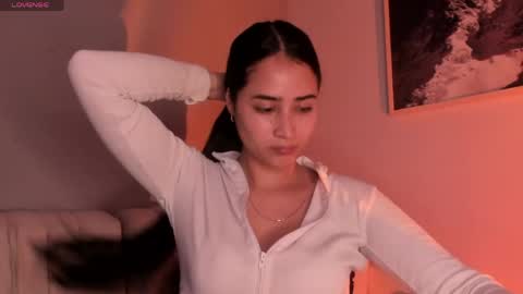 Snapshot of lara_madisson chatting on 7, 5, 2026 Lara Madisson online show from 7, 5, 2026