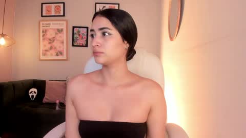 Snapshot of lara_madisson chatting on 25, 5, 2026 Lara Madisson online show from 25, 5, 2026