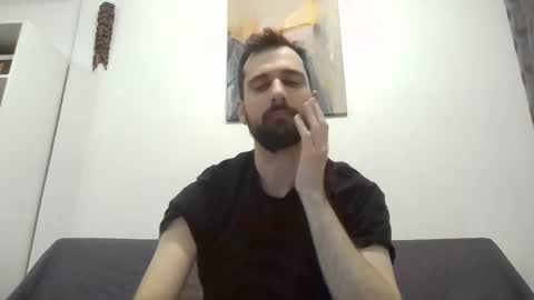 Snapshot of laraaan chatting on 17, 12, 2025 laraaan online show from 17, 12, 2025