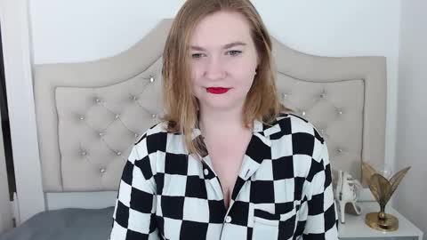 LaraFlirt online show from 6, 1, 2025