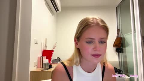 Stella online show from 9, 2, 2026