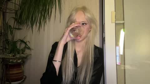 Snapshot of laraineprada chatting on 22, 5, 2026 Stella online show from 22, 5, 2026